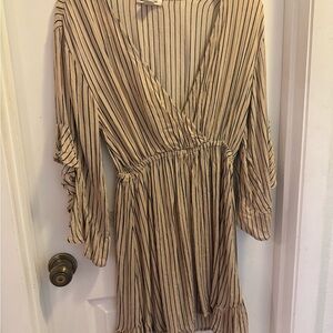 Billabong Dress Women’s Medium Love Light Summer Party Flutter sleeves